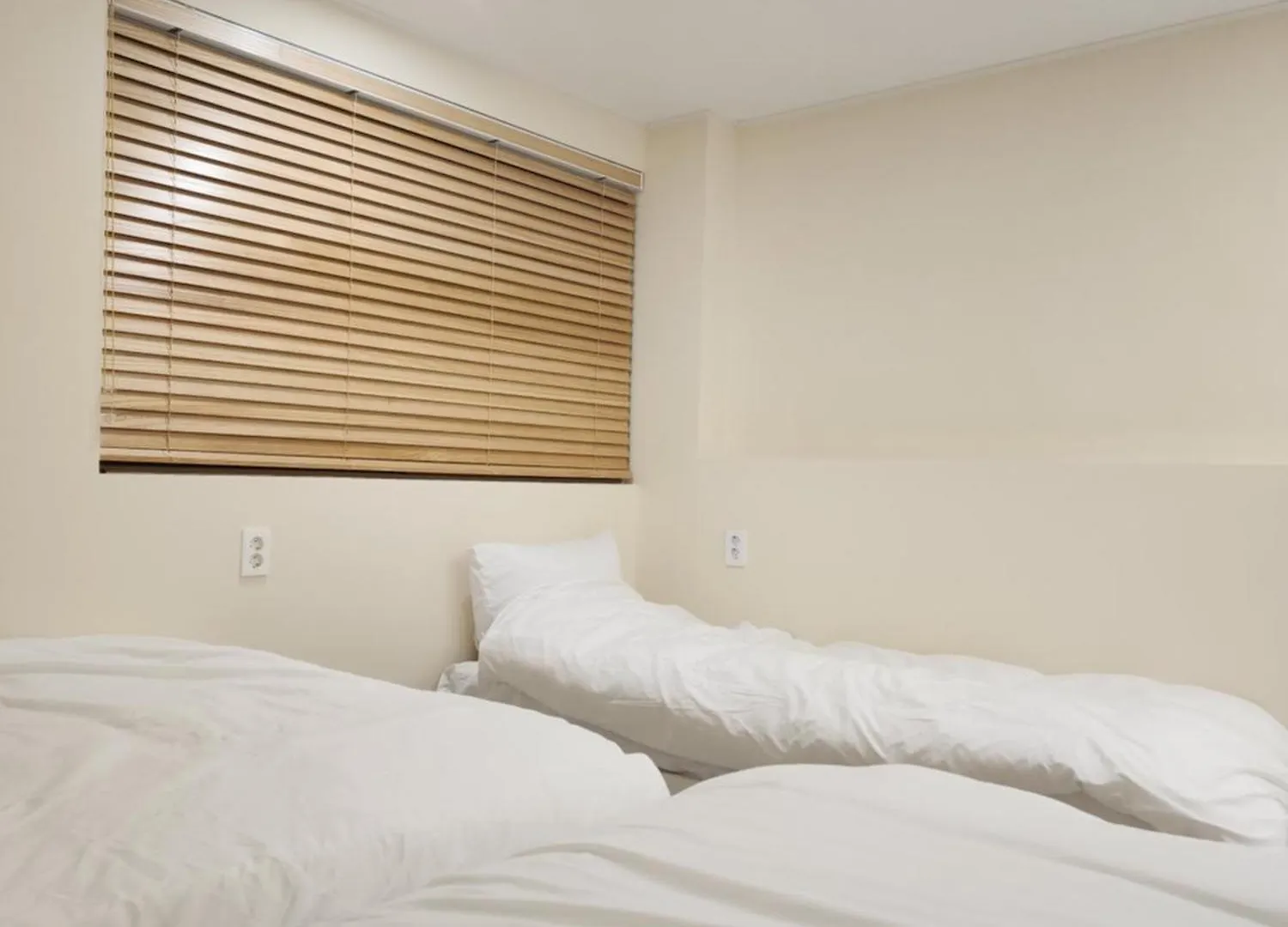 J House - Free Airport Pick-Up For Stays Of 4 Nights Or More بوسان 0*,  كوريا الجنوبية